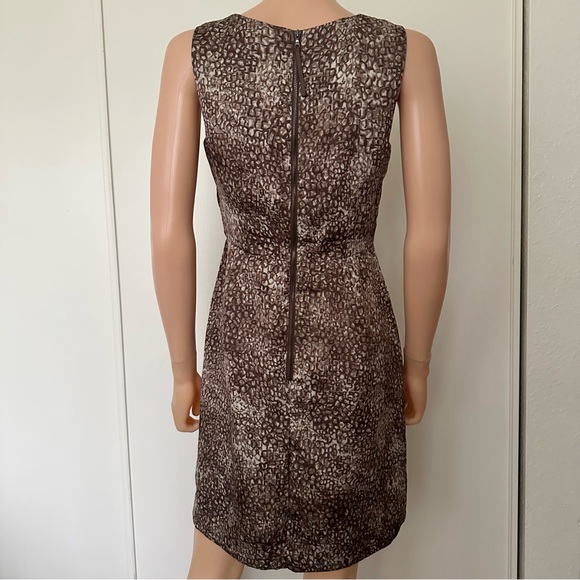 LOFT Sleeveless Dress Petite 4 Ruffles Brown Modest Animal Geometric Print - Picture 4 of 6